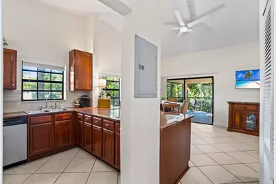 102  Liberty Ct, Unit #102, Deerfield Beach, FL 33442 - Photo 4
