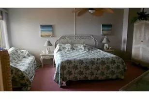 1200 Hibiscus Ave, Pompano Beach, FL 33062 - Photo 8