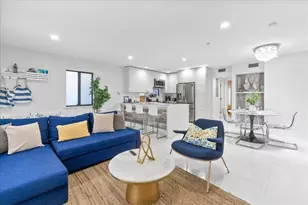 2911 N Ocean Dr, Hollywood, FL 33019 - Photo 2