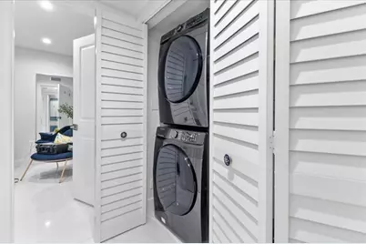 2911 N Ocean Dr, Hollywood, FL 33019 - Photo 24