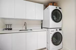 525 N Fort Lauderdale Beach Blvd, Fort Lauderdale, FL 33304 - Photo 18