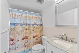 2050 NE 39th St, Pompano Beach, FL 33064 - Photo 22