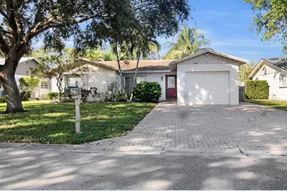 2440 NW 98th Ln, Coral Springs, FL 33065 - Photo 1