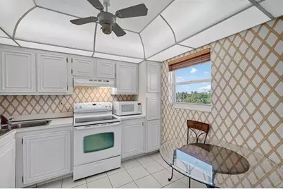 1541 S Ocean Blvd, Unit #405, Lauderdale by the Sea, FL 33062 - Photo 10