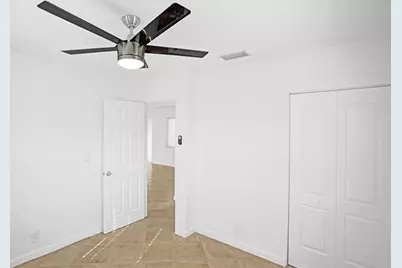 651 NE 59th Ct, Oakland Park, FL 33334 - Photo 20