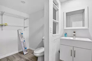 495 SE 8th St, Deerfield Beach, FL 33441 - Photo 6