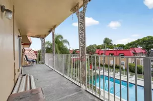 495 SE 8th St, Deerfield Beach, FL 33441 - Photo 36