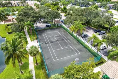 2640 S University Dr, Unit #129, Davie, FL 33328 - Photo 4