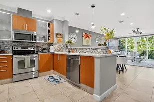 822 NE 19th Ave, Fort Lauderdale, FL 33304 - Photo 10