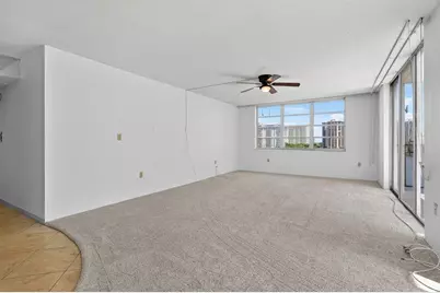 2750 NE 183rd St, Unit #911, Aventura, FL 33160 - Photo 4