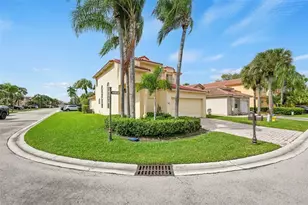 1688 SW 158th Ave, Pembroke Pines, FL 33027 - Photo 2