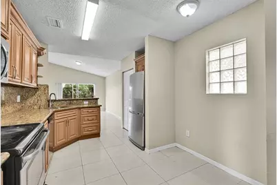 1688 SW 158th Ave, Pembroke Pines, FL 33027 - Photo 24