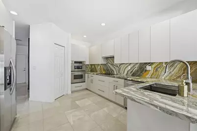 4331 W Tradewinds Ave, Unit #B, Fort Lauderdale, FL 33308 - Photo 8