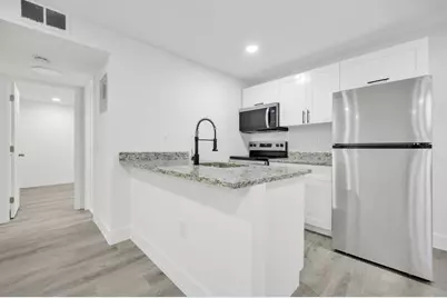 1015 NE 17th Ave, Unit #104, Fort Lauderdale, FL 33304 - Photo 4