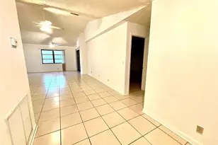 9133 NW 48th St, Sunrise, FL 33351 - Photo 2