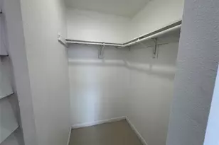 2710 W 76th St, Hialeah, FL 33016 - Photo 12