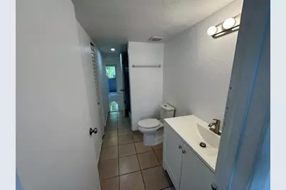 2710 W 76th St, Unit #207, Hialeah, FL 33016 - Photo 16