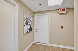 950 De Soto Rd, Boca Raton, FL 33432 - Photo 6