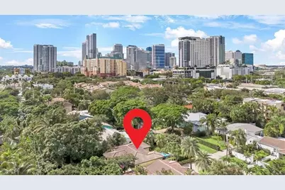 426 NE 8th Ave, Fort Lauderdale, FL 33301 - Photo 2