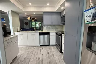 12 Willowbrook Ln, Delray Beach, FL 33446 - Photo 4