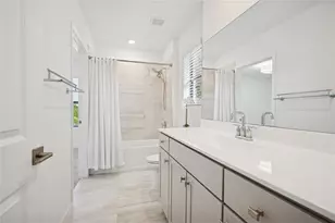 180 SE 5th Ct, Deerfield Beach, FL 33441 - Photo 14