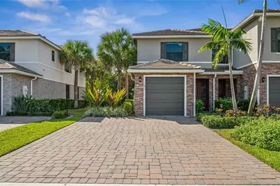 180 SE 5th Ct, Deerfield Beach, FL 33441 - Photo 2