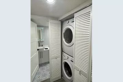 7776  Trent Dr, Fort Lauderdale, FL 33321 - Photo 4