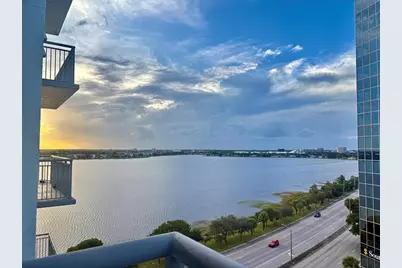 300 S Australian Ave, Unit #906, West Palm Beach, FL 33401 - Photo 4