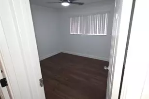 7710 NW 50th St, Lauderhill, FL 33351 - Photo 16