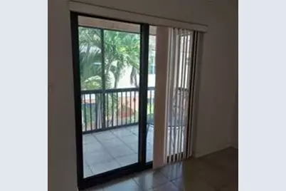 330 SE 19th Ave, Unit #F, Deerfield Beach, FL 33441 - Photo 6