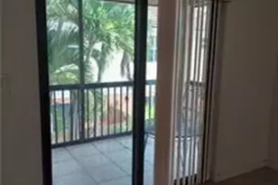 330 SE 19th Ave, Deerfield Beach, FL 33441 - Photo 6