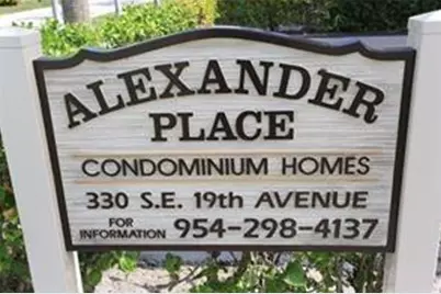 330 SE 19th Ave, Unit #F, Deerfield Beach, FL 33441 - Photo 1