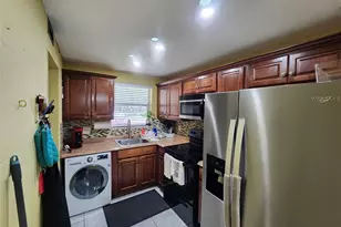 2750 Sunrise Lakes Dr Unit, Sunrise, FL 33322 - Photo 6