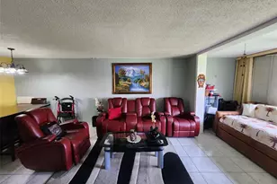 2750 Sunrise Lakes Dr Unit, Sunrise, FL 33322 - Photo 2