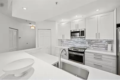 3020 NE 32nd Ave, Unit #Ph11, Fort Lauderdale, FL 33308 - Photo 4