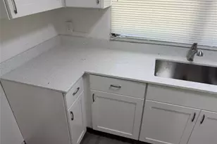 703 N 17th St, Fort Pierce, FL 34950 - Photo 20