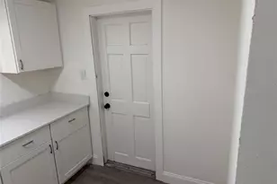 703 N 17th St, Fort Pierce, FL 34950 - Photo 16