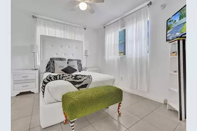 4422  Seagrape Dr, Unit #1, Lauderdale by the Sea, FL 33308 - Photo 18