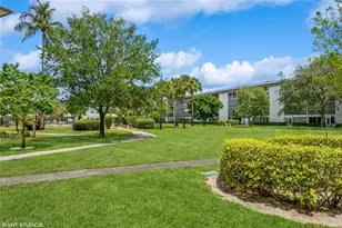 2805 Victoria Way, Coconut Creek, FL 33066 - Photo 30