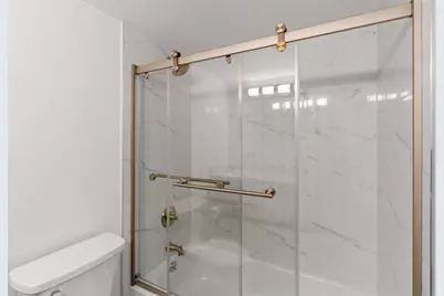 300  Diplomat Pkwy, Unit #616, Hallandale Beach, FL 33009 - Photo 18