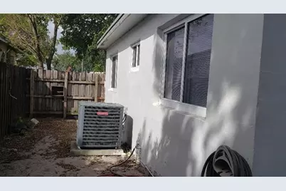 4230 SW 57th Ave, Davie, FL 33314 - Photo 2