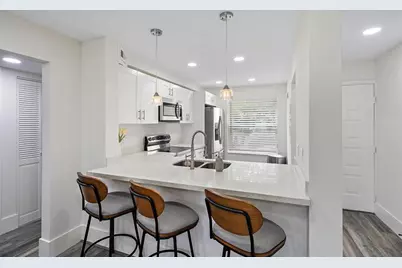 6928  Briarlake, Unit #102, Palm Beach Gardens, FL 33418 - Photo 16