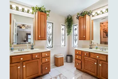 8560 SW 20th St, Davie, FL 33324 - Photo 8