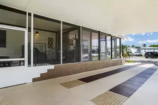 8560 SW 20th St, Davie, FL 33324 - Photo 16