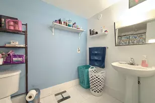 2217 NW 7th St, Miami, FL 33125 - Photo 20