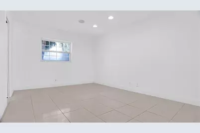 8241 SW 3rd Ct, North Lauderdale, FL 33068 - Photo 14