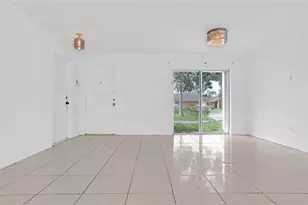 8241 SW 3rd Ct, North Lauderdale, FL 33068 - Photo 18