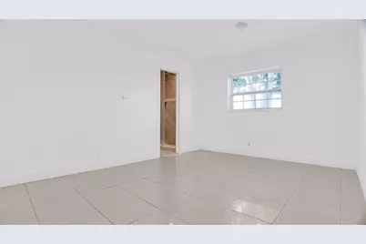 8241 SW 3rd Ct, North Lauderdale, FL 33068 - Photo 12