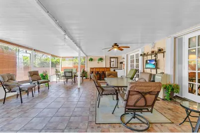 18201 SW 87th Ave, Palmetto Bay, FL 33157 - Photo 16