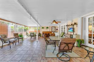 18201 SW 87th Ave, Palmetto Bay, FL 33157 - Photo 16